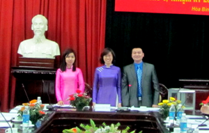 Ban chấp hành chi đoàn Văn phòng Tỉnh ủy khóa V, nhiệm kỳ 2012-2014 ra mắt Đại hội.